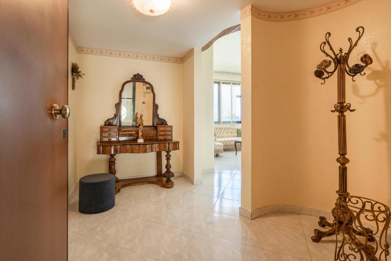 Grazia Attic Apartment With Terrace Trani Bagian luar foto